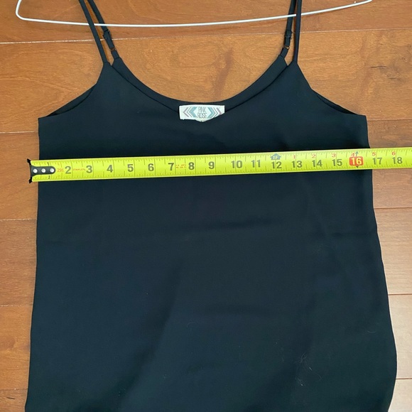 Pink Rose Small adjustable strap black tank top - Picture 5 of 6